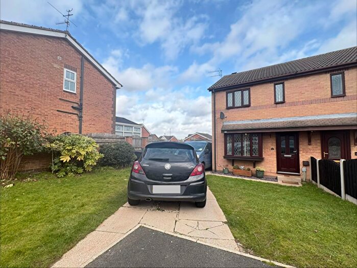 3 Bedroom Semi Detached House To Rent In Amorys Holt Road, Rotherham, S66