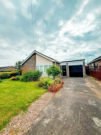 3 Bedroom Bungalow To Rent In Westfield Approach, Lincoln, LN2