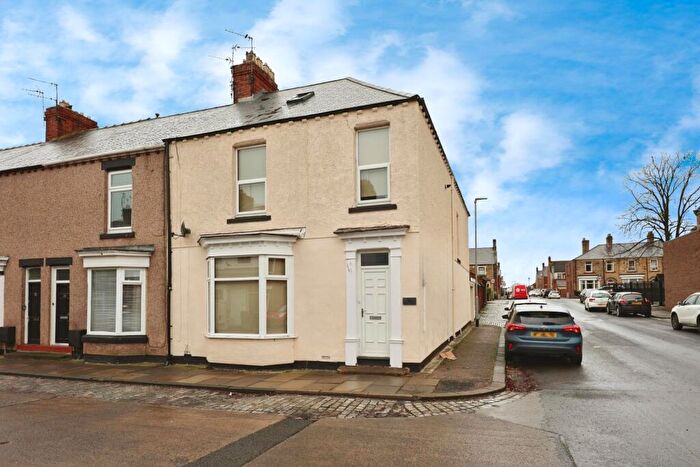 6 Bedroom End Of Terrace House For Sale In Seymour Street, Bishop Auckland, DL14