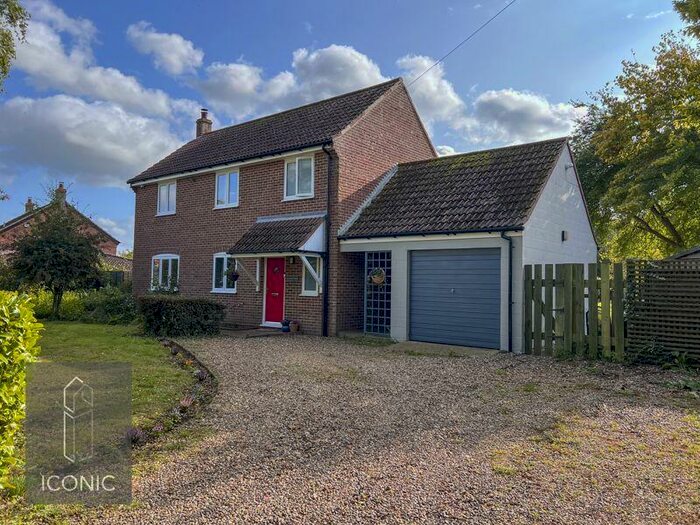 3 Bedroom Detached House For Sale In The Street, Foxley, Norfolk., NR20