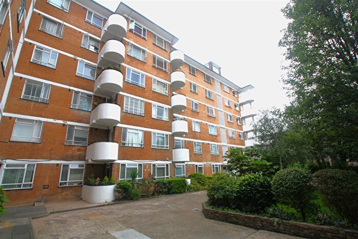 1 Bedroom Flat For Sale In Christchurch Road, Streatham Hill, SW2