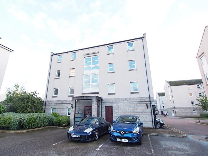 2 Bedroom Flat To Rent In St Stephens Court, Charles Street, AB25