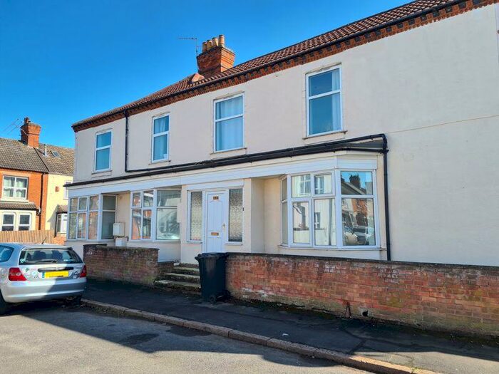 2 Bedroom Apartment To Rent In Rowland Street, Rugby, CV21