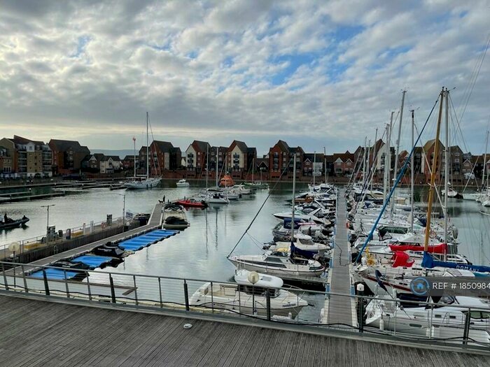 2 Bedroom Flat To Rent In Fiador Court, Eastbourne, BN23