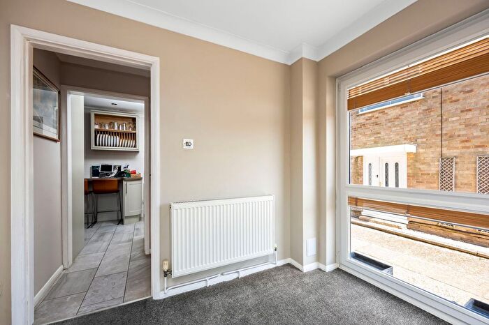 3 Bedroom Semi-detached House For Sale In Rosemary Drive, Shoreham-By-Sea, BN43