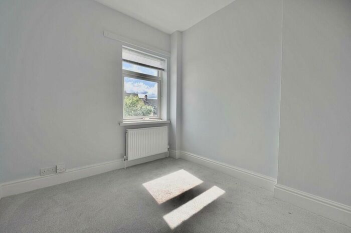 3 Bedroom End Of Terrace House For Sale In Daubney Street, Cleethorpes, DN35