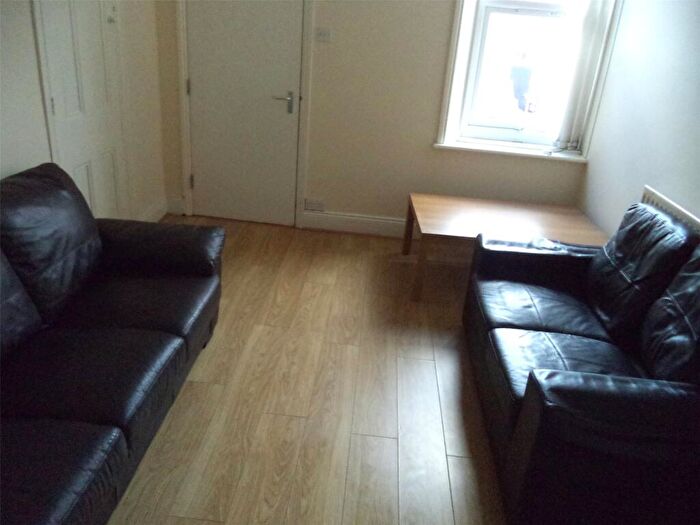 5 Bedroom Maisonette To Rent In Bayswater Road, Jesmond, Newcastle Upon Tyne, NE2