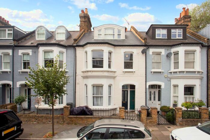 2 Bedroom Flat To Rent In Upham Park Road, Chiswick, W4