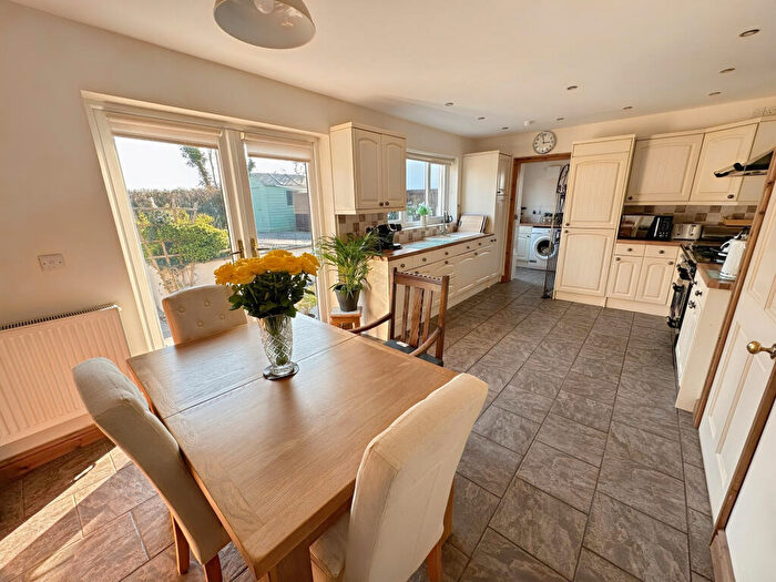 5 Bedroom Detached Bungalow For Sale In Reginald Close, Hundleton, Pembroke, SA71