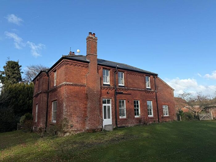House To Rent In Hall Farmhouse, Barton Turf, Norwich, Norfolk, NR12