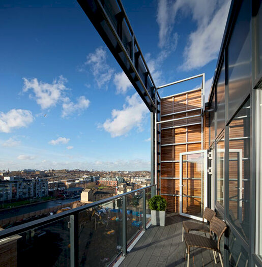 2 Bedroom Apartment To Rent In Wharf Road, London, N1