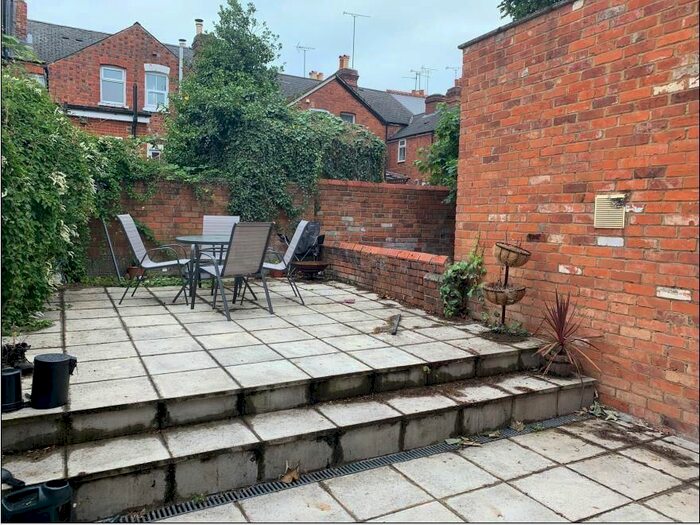 4 Bedroom Terraced House To Rent In Pitcroft Avenue, Reading, RG6