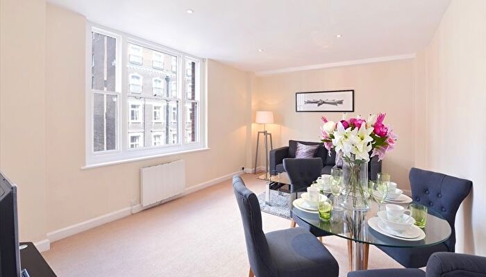 1 Bedroom Flat To Rent In Hill Street, London, W1J