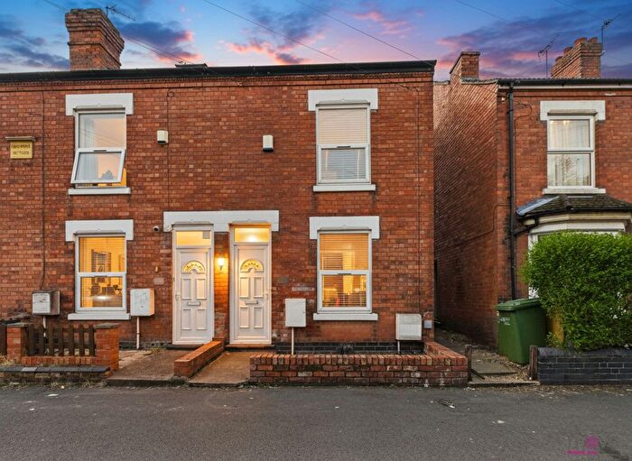 6 Bedroom Terraced House For Sale In Blakefield Road, Worcester, WR2