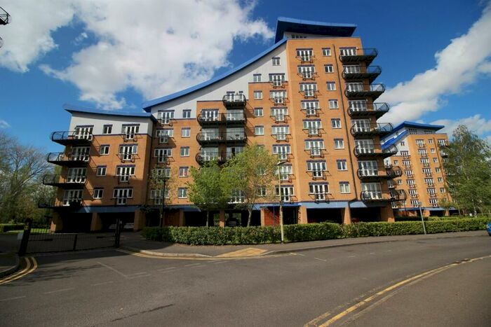 2 Bedroom Apartment To Rent In Luscinia View, Napier Road, Reading, RG1