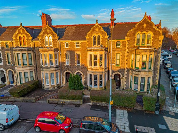 6 Bedroom House For Sale In Cathedral Road, Pontcanna, Cardiff, CF11