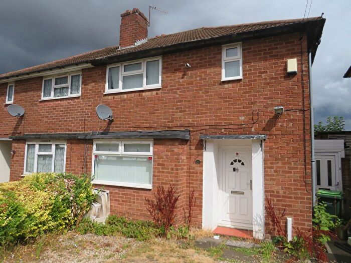 2 Bedroom Semi-Detached House To Rent In Poplar Avenue, Oldbury, B69