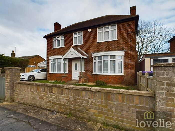 4 Bedroom Detached House For Sale In Wellington Road, Mablethorpe, LN12