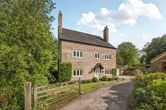 5 Bedroom Detached House For Sale In Henfords Marsh, Warminster, BA12