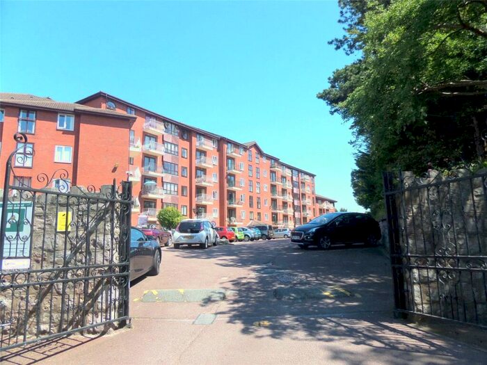 1 Bedroom Apartment To Rent In Marine Road, Colwyn Bay, LL29
