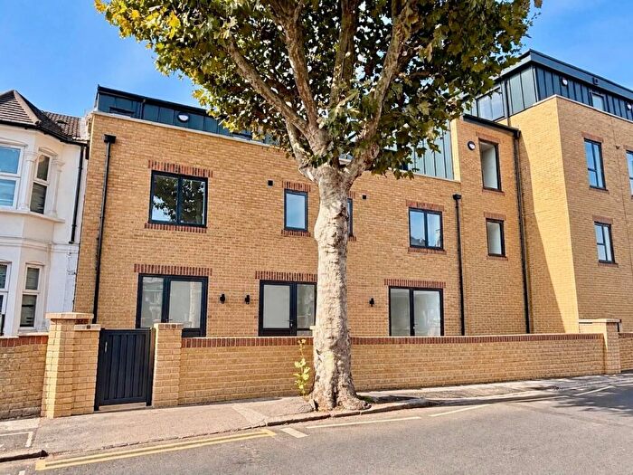 3 Bedroom Terraced House To Rent In Wakefield Street, East Ham, E6