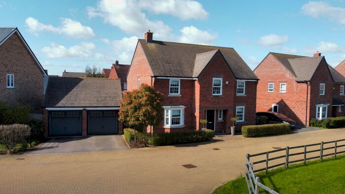 4 Bedroom Detached House For Sale In Little Field, Marston Moretaine, Bedford, MK43