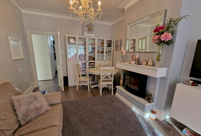 2 Bedroom Maisonette To Rent In Nibthwaite Road, Harrow-On-The-Hill, Harrow, HA1