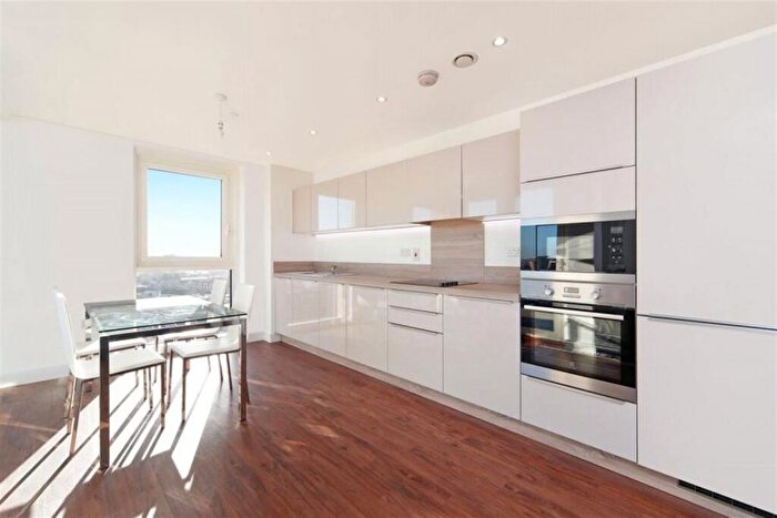 2 Bedroom Apartment To Rent In Oslo Tower, Greenland Place, Lewisham, Surrey Quays, London, SE8