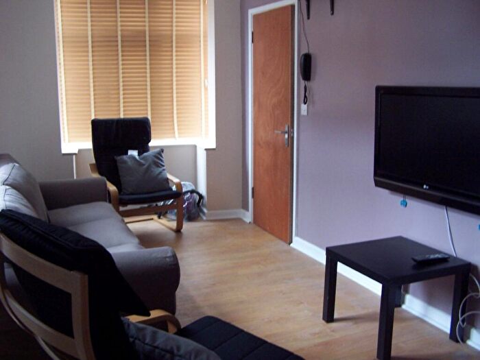5 Bedroom House To Rent In Dartmouth Road, Selly Oak, Birmingham, West Midlands, B29