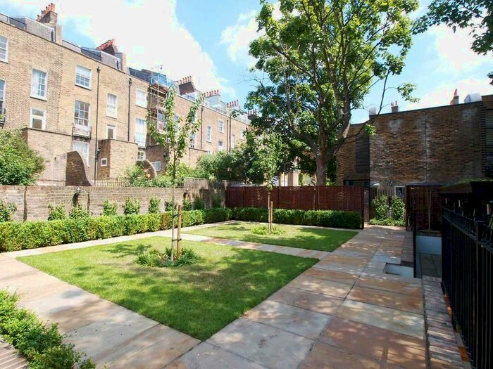 1 Bedroom Flat To Rent In Amwell Street, Islington, EC1R