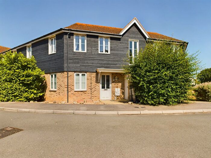 2 Bedroom Flat To Rent In Neville Road, Herne Bay, CT6