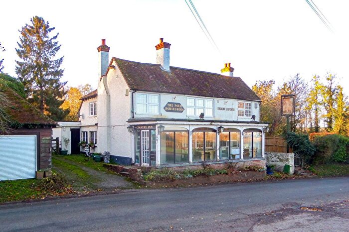 4 Bedroom Retail Property / Shop For Sale In The Four Horseshoes, Long Sutton, Hook, Hampshire, RG29