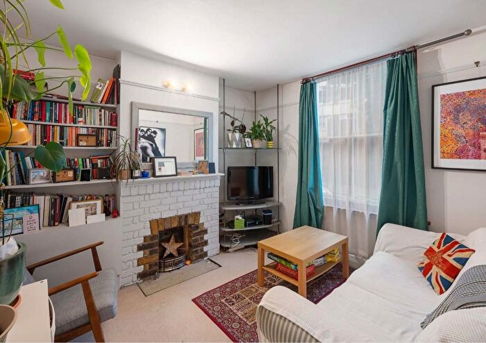 1 Bedroom Flat To Rent In Fenwick Place, London, SW9