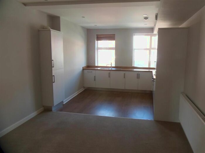 1 Bedroom Flat To Rent In St Martins Court, Hotel St, City Centre, Leicester, LE1