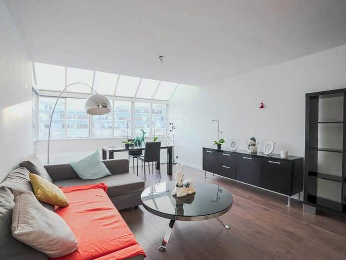 2 Bedroom Flat To Rent In O&rsquo;Donnell Court, Brunswick Centre, WC1N