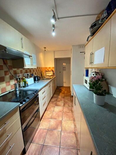 4 Bedroom Flat To Rent In Balmes Road, N1