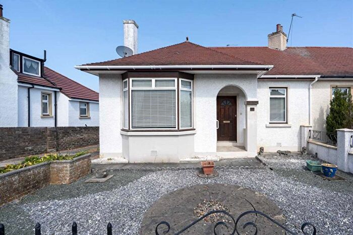 2 Bedroom Semi-Detached Bungalow For Sale In Grahamsdyke Street, FK2