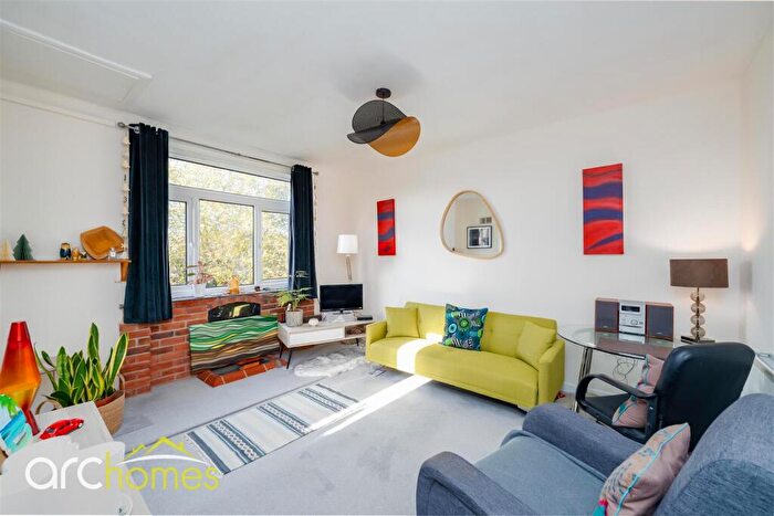 1 Bedroom Flat For Sale In Brooklands Avenue, Atherton, Manchester, M46