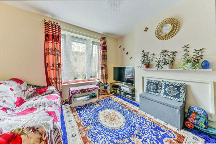 1 Bedroom Flat For Sale In Tent Street, London, E1