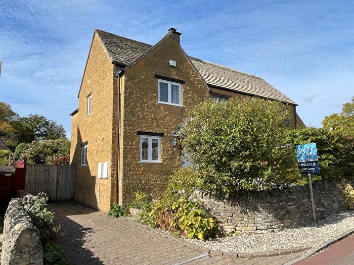 2 Bedroom Semi-Detached House For Sale In Ebrington, Chipping Campden, GL55