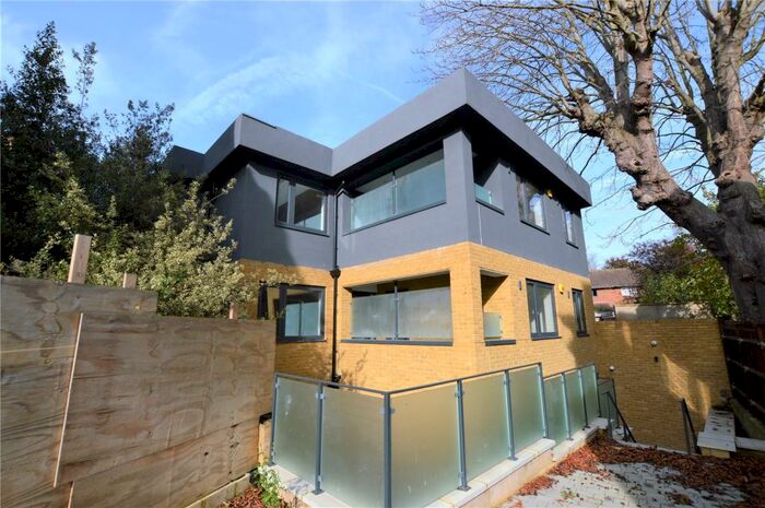 2 Bedroom Apartment To Rent In Colby Mews, London, SE19