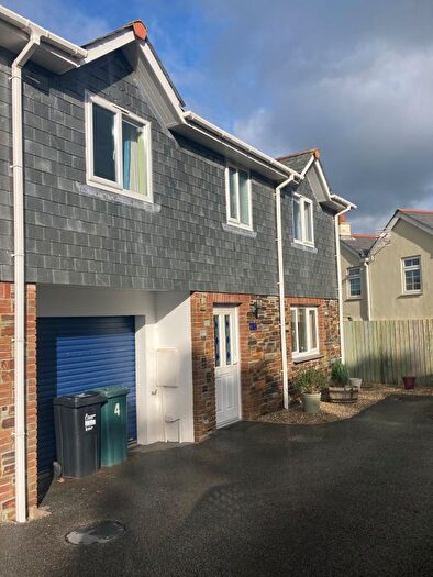 4 Bedroom Semi-Detached House To Rent In Newquay Road, Goonhavern, TR4
