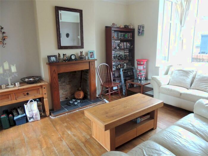 2 Bedroom Apartment To Rent In Avondale Road, South Croydon, CR2