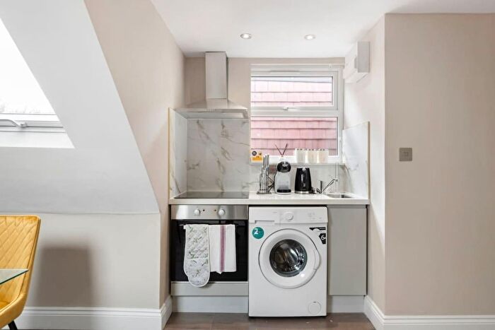 1 Bedroom Studio To Rent In Seven Sisters Rd, London, N15