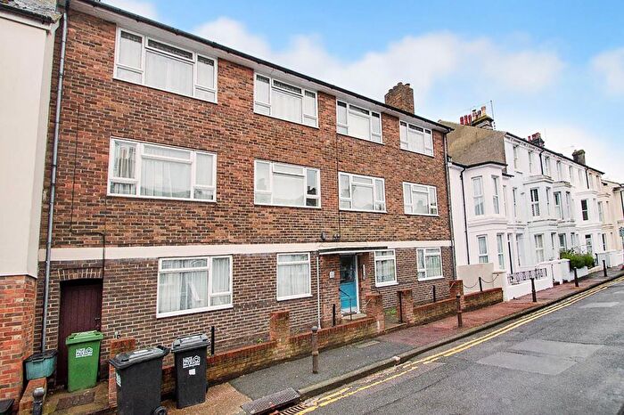 1 Bedroom Flat To Rent In York Road, Eastbourne, BN21