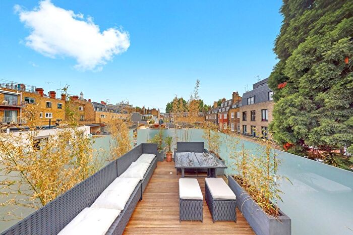 3 Bedroom Flat For Sale In Kings Mews, London, WC1N