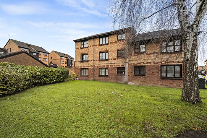 1 Bedroom Flat For Sale In Kenwyn Road, Dartford, DA1