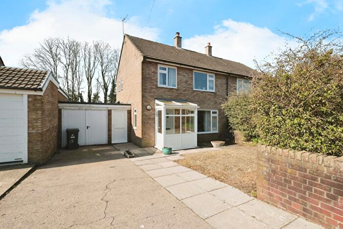 3 Bedroom Semi-Detached House For Sale In Roman Way, Trelleck, Monmouth, NP25