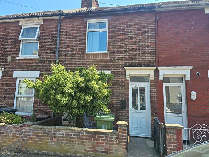 3 Bedroom Terraced House For Sale In Palgrave Road, Great Yarmouth, NR30