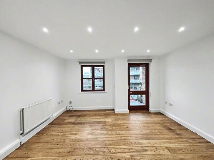 1 Bedroom Flat To Rent In Peace Grove, Wembley, HA9